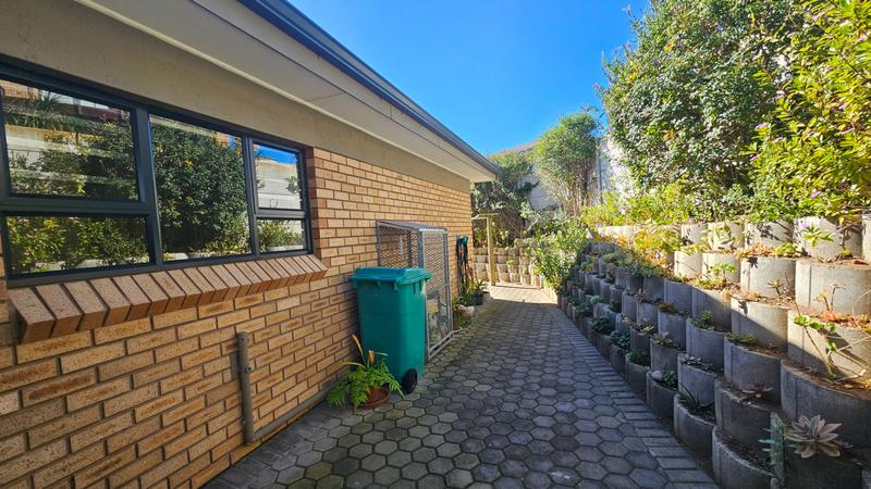 3 Bedroom Property for Sale in Reebok Western Cape